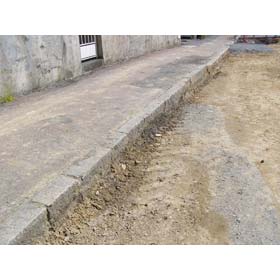 Bordures de trottoir plus récentes