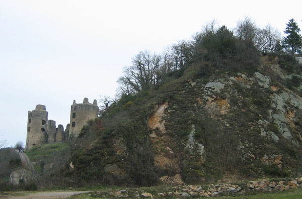 Construction sortie de la roche