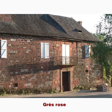 Encadrement de porte et seuil en pierre