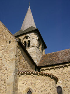 église St Patrocle du XIII ème siècle église St Patrocle du XIII ème siècle